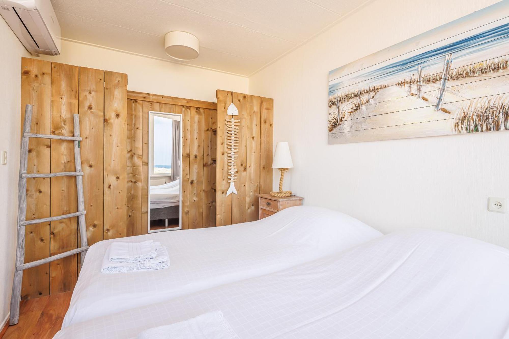 ברחן אן זיי Neptunus Appartementen חדר תמונה