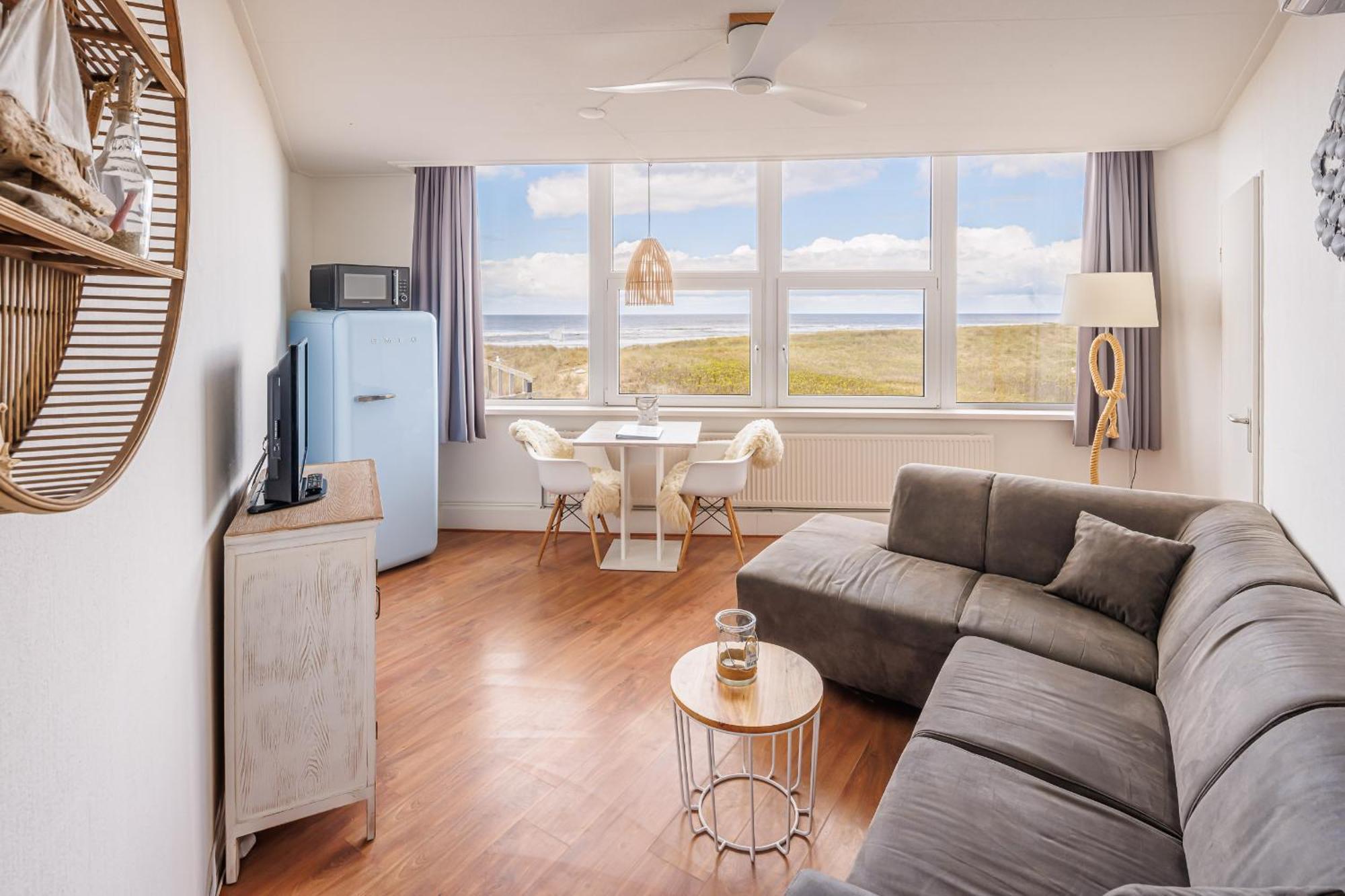 ברחן אן זיי Neptunus Appartementen חדר תמונה